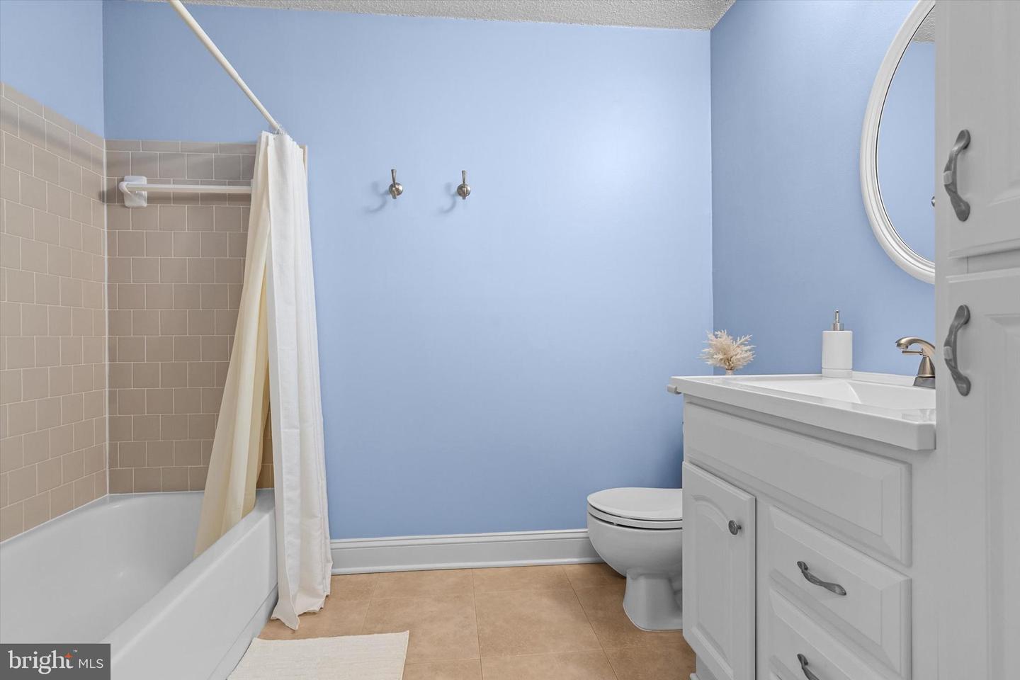 20960 TIMBER RIDGE TER #301, ASHBURN, Virginia 20147, 1 Bedroom Bedrooms, ,1 BathroomBathrooms,Residential,For sale,20960 TIMBER RIDGE TER #301,VALO2091316 MLS # VALO2091316