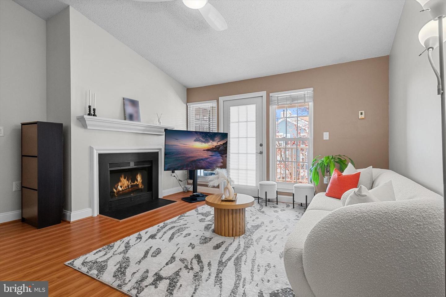 20960 TIMBER RIDGE TER #301, ASHBURN, Virginia 20147, 1 Bedroom Bedrooms, ,1 BathroomBathrooms,Residential,For sale,20960 TIMBER RIDGE TER #301,VALO2091316 MLS # VALO2091316