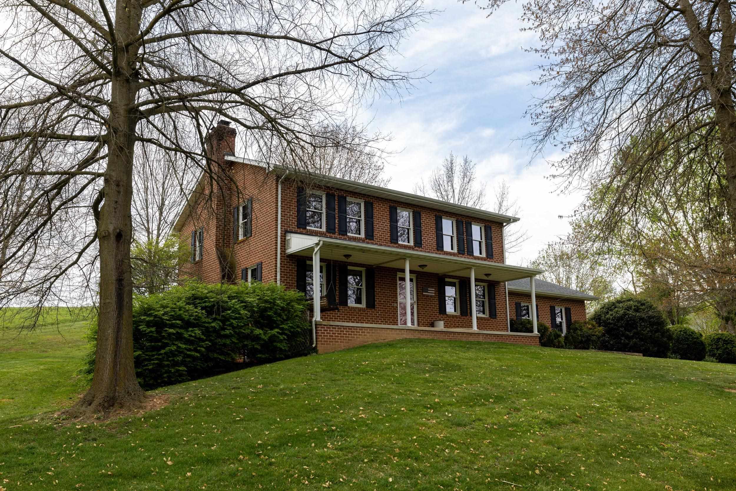 1699 MILL CREEK CROSSROADS, LURAY, Virginia 22835, 3 Bedrooms Bedrooms, ,2 BathroomsBathrooms,Residential,1699 MILL CREEK CROSSROADS,663968 MLS # 663968