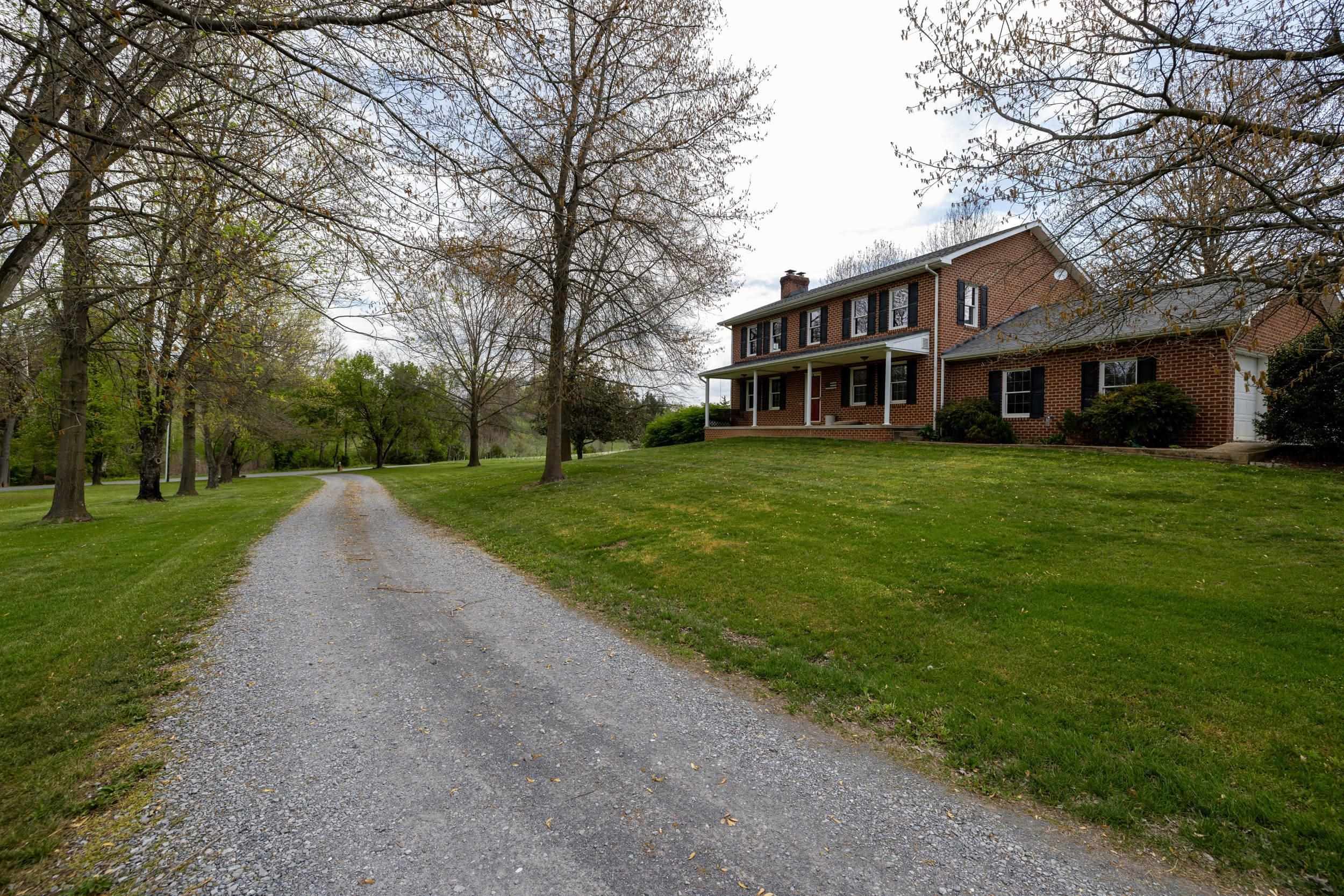 1699 MILL CREEK CROSSROADS, LURAY, Virginia 22835, 3 Bedrooms Bedrooms, ,2 BathroomsBathrooms,Residential,1699 MILL CREEK CROSSROADS,663968 MLS # 663968