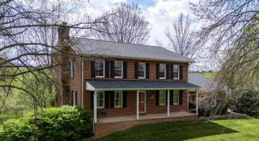 1699 MILL CREEK CROSSROADS, LURAY, Virginia 22835, 3 Bedrooms Bedrooms, ,2 BathroomsBathrooms,Residential,1699 MILL CREEK CROSSROADS,663968 MLS # 663968