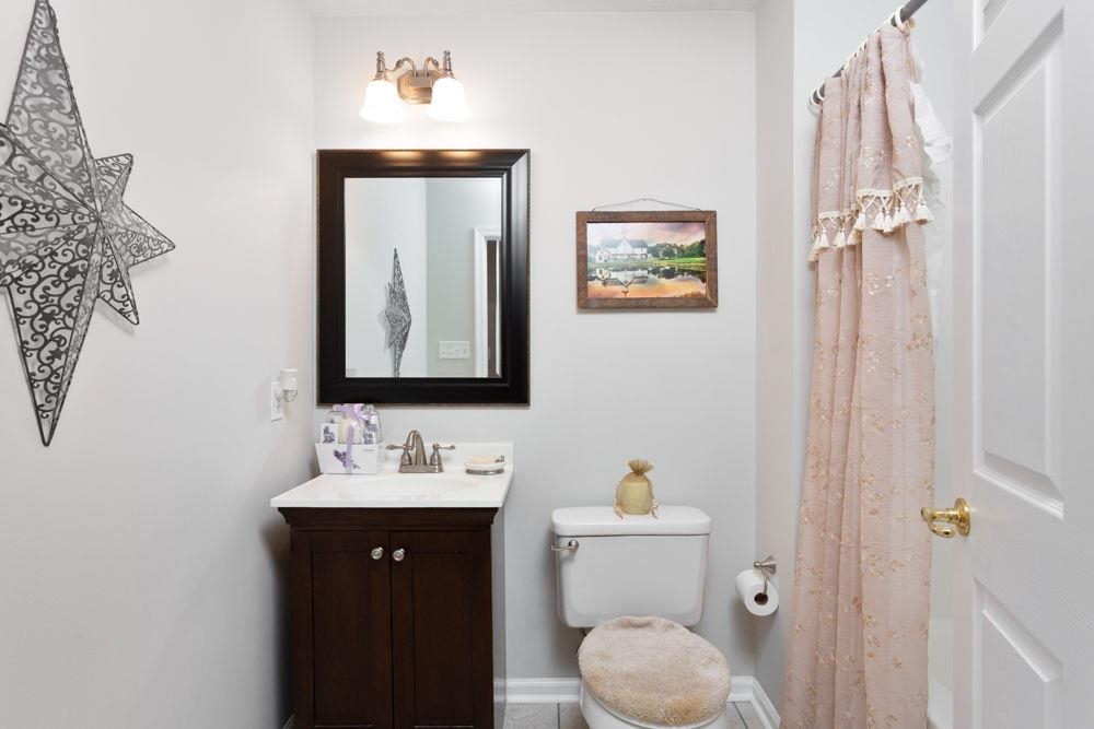 521 HICKORY GROVE CIR, HARRISONBURG, Virginia 22801, 2 Bedrooms Bedrooms, ,2 BathroomsBathrooms,Residential,521 HICKORY GROVE CIR,663971 MLS # 663971