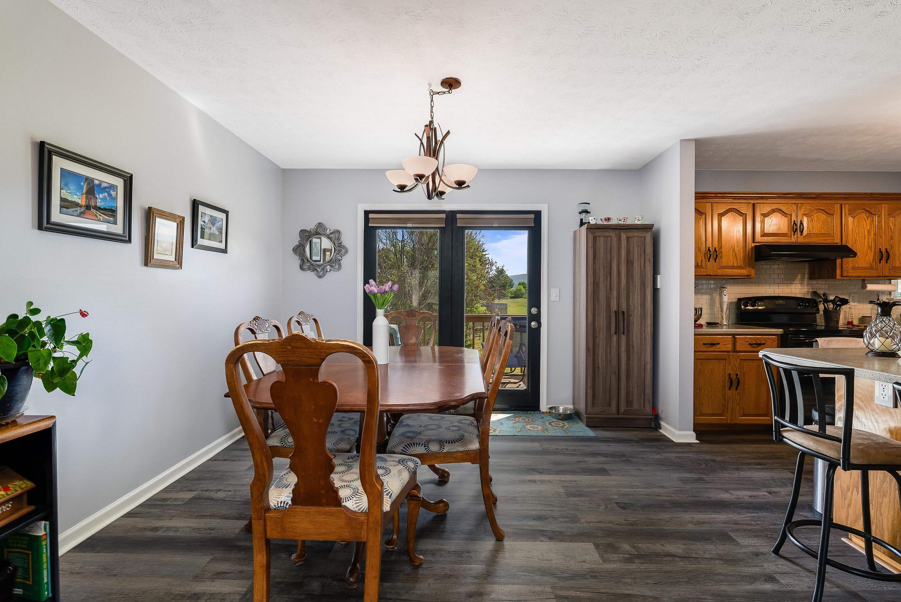 239 WINDSONG HILLS DR, ELKTON, Virginia 22827, 4 Bedrooms Bedrooms, ,3 BathroomsBathrooms,Residential,239 WINDSONG HILLS DR,663975 MLS # 663975