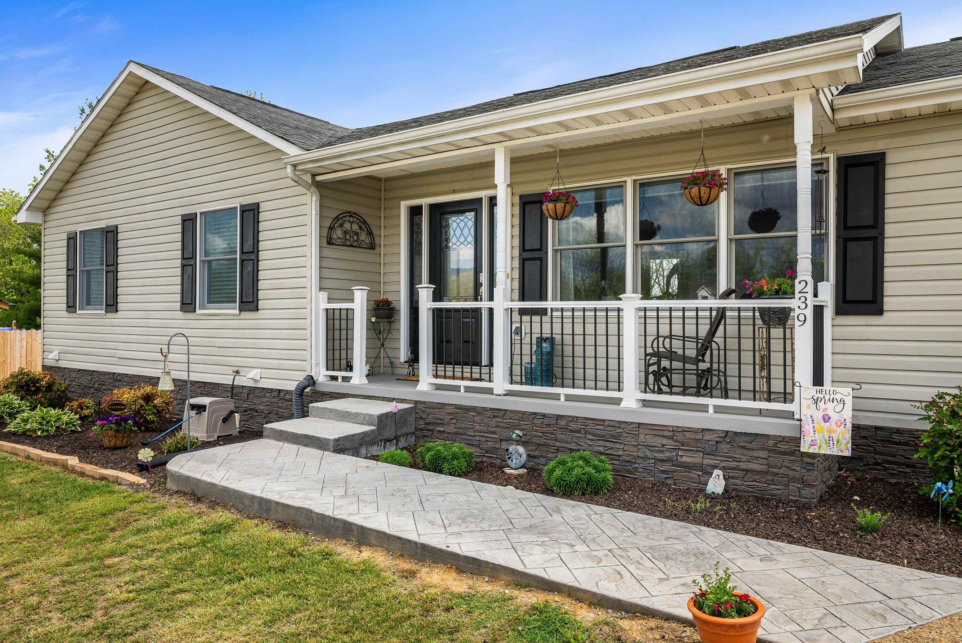 239 WINDSONG HILLS DR, ELKTON, Virginia 22827, 4 Bedrooms Bedrooms, ,3 BathroomsBathrooms,Residential,239 WINDSONG HILLS DR,663975 MLS # 663975