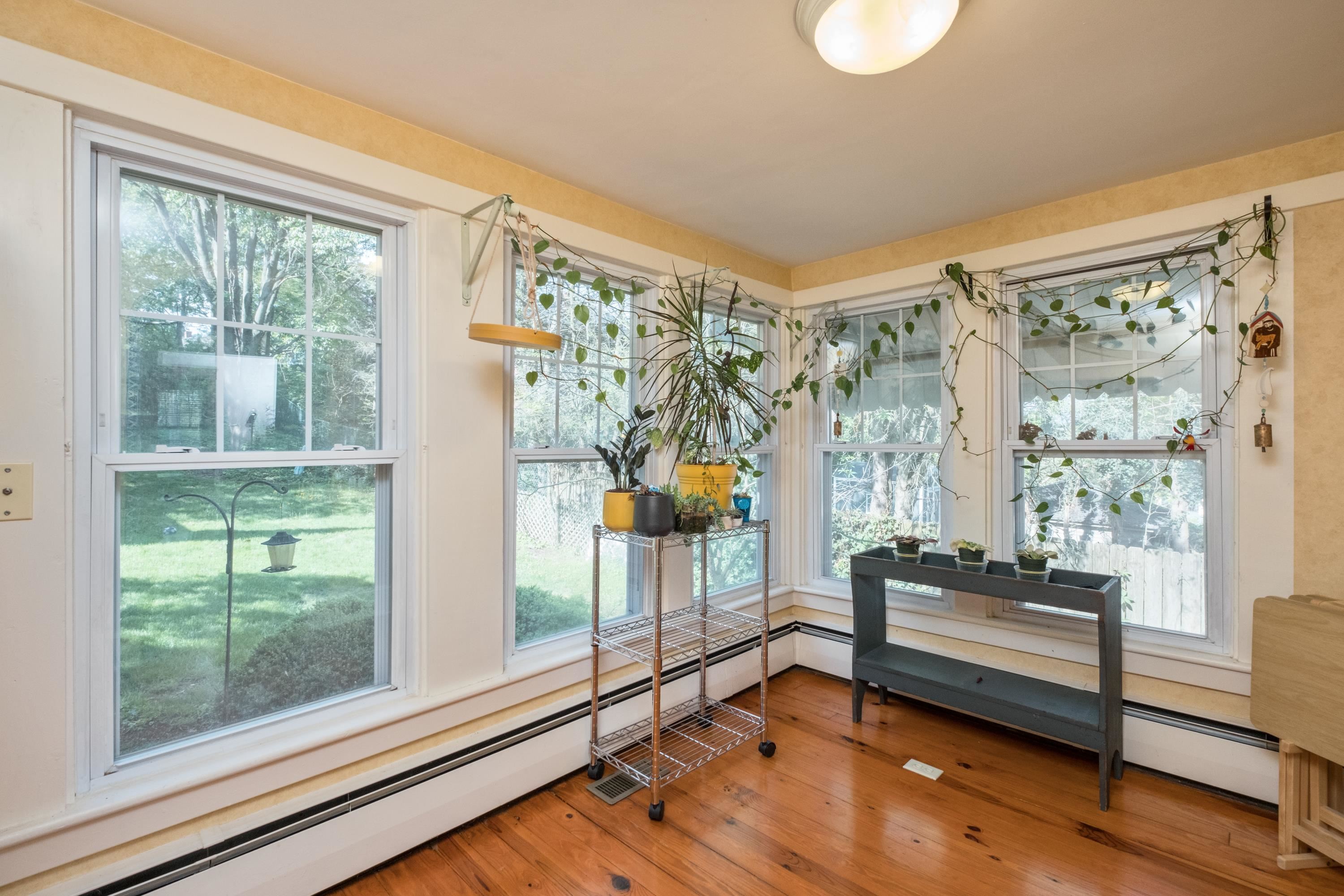 331 FRANKLIN ST, HARRISONBURG, Virginia 22801, 3 Bedrooms Bedrooms, ,2 BathroomsBathrooms,Residential,331 FRANKLIN ST,663976 MLS # 663976