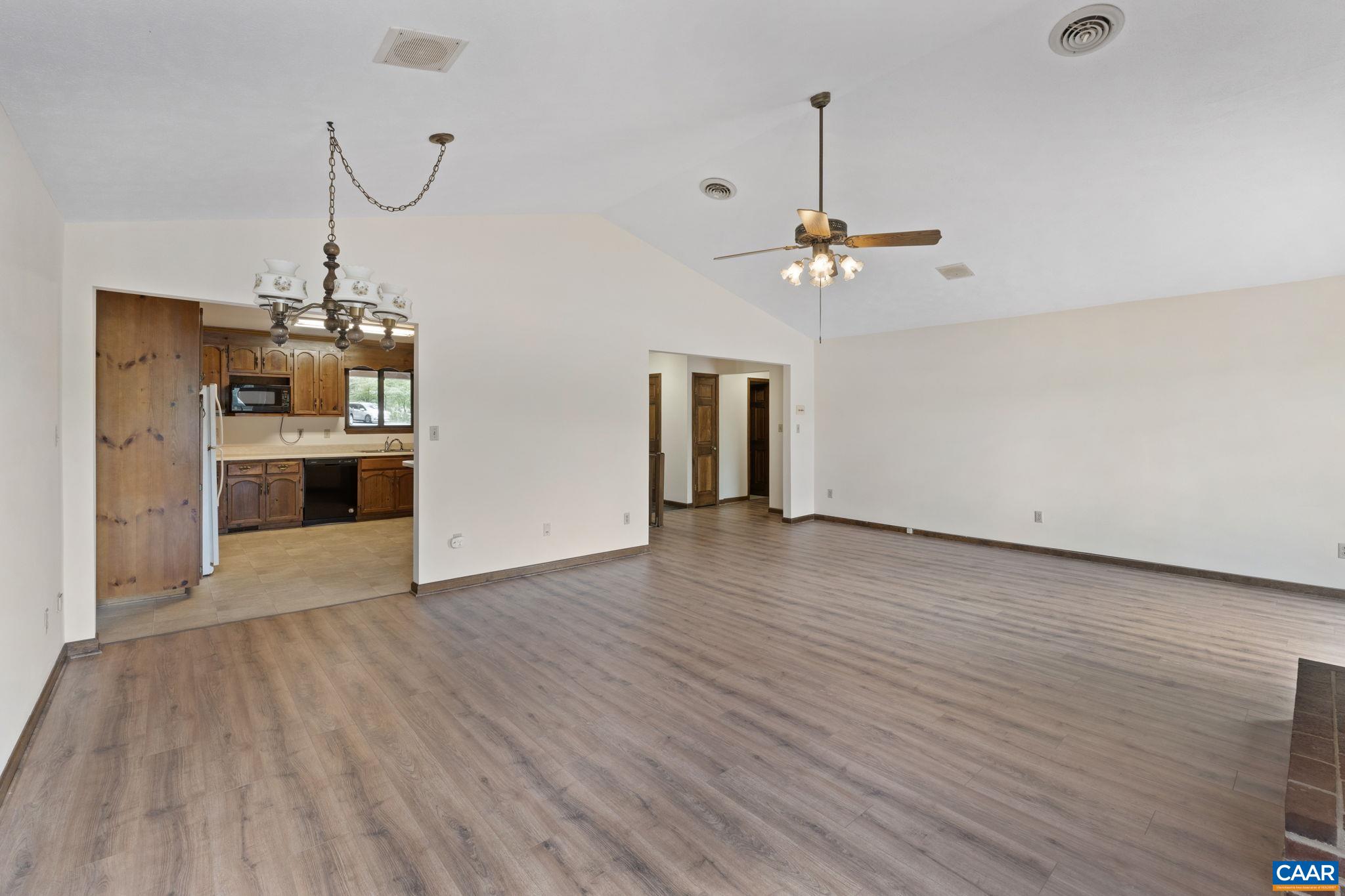 43 TANGLEWOOD RD, PALMYRA, Virginia 22963, 5 Bedrooms Bedrooms, ,3 BathroomsBathrooms,Residential,43 TANGLEWOOD RD,663978 MLS # 663978