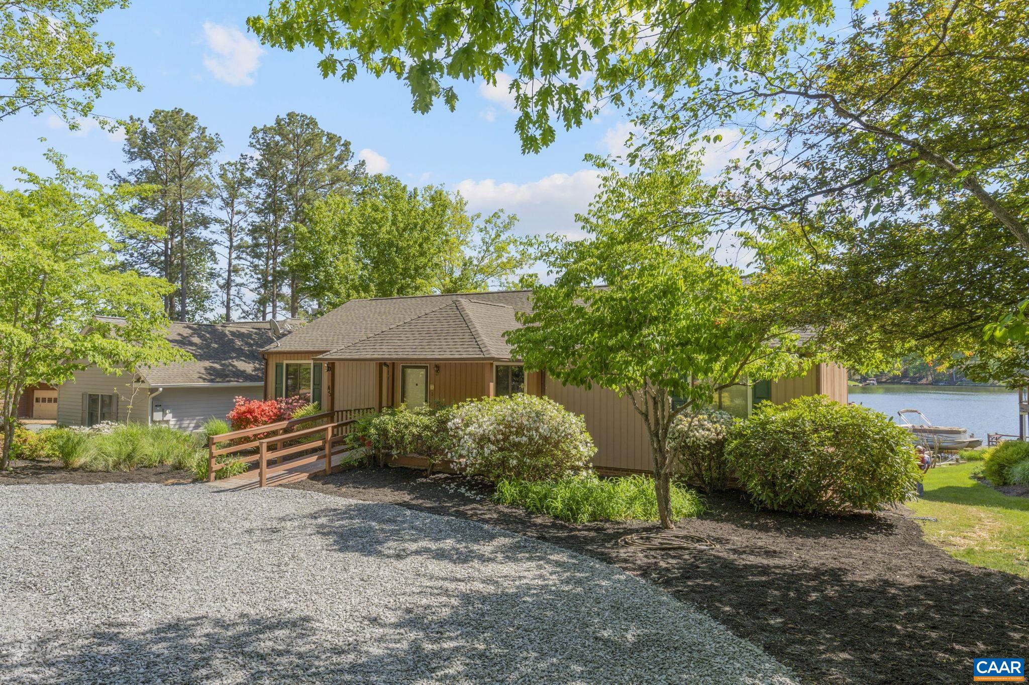 43 TANGLEWOOD RD, PALMYRA, Virginia 22963, 5 Bedrooms Bedrooms, ,3 BathroomsBathrooms,Residential,43 TANGLEWOOD RD,663978 MLS # 663978