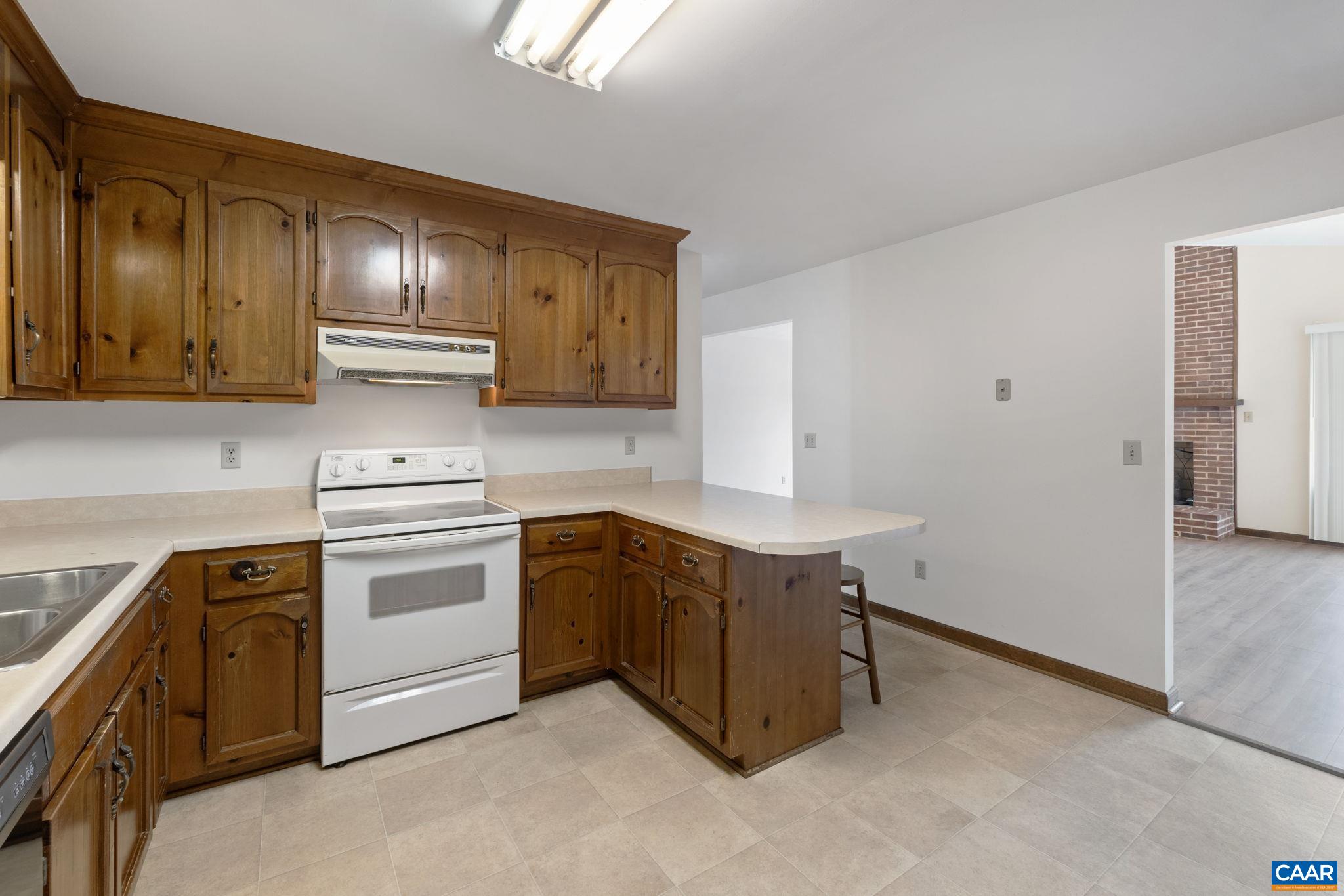 43 TANGLEWOOD RD, PALMYRA, Virginia 22963, 5 Bedrooms Bedrooms, ,3 BathroomsBathrooms,Residential,43 TANGLEWOOD RD,663978 MLS # 663978
