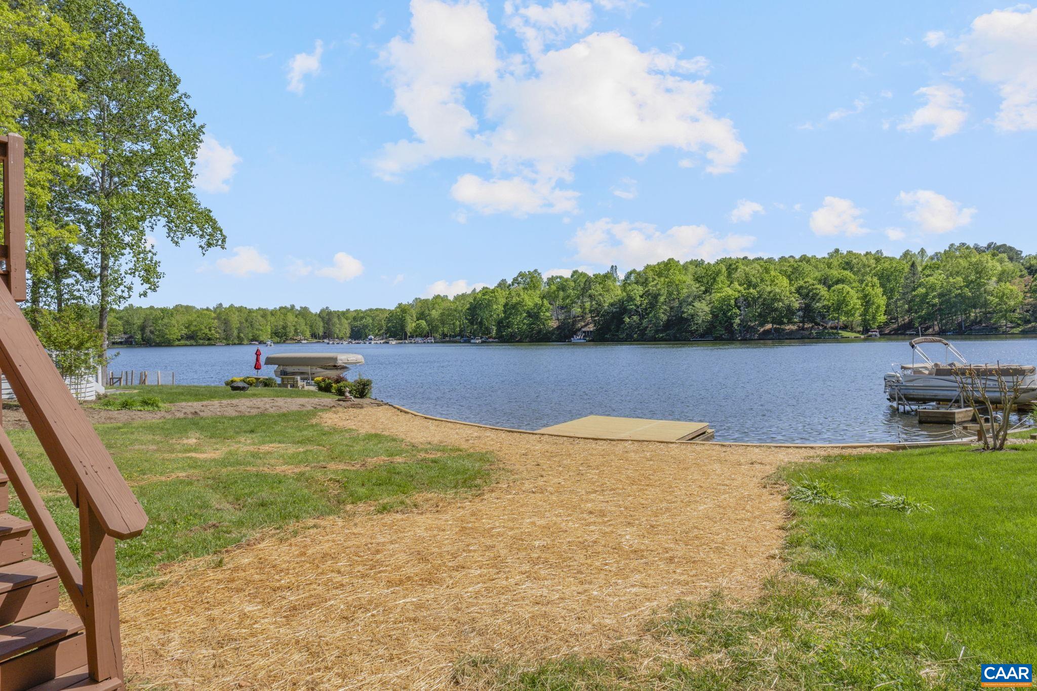 43 TANGLEWOOD RD, PALMYRA, Virginia 22963, 5 Bedrooms Bedrooms, ,3 BathroomsBathrooms,Residential,43 TANGLEWOOD RD,663978 MLS # 663978