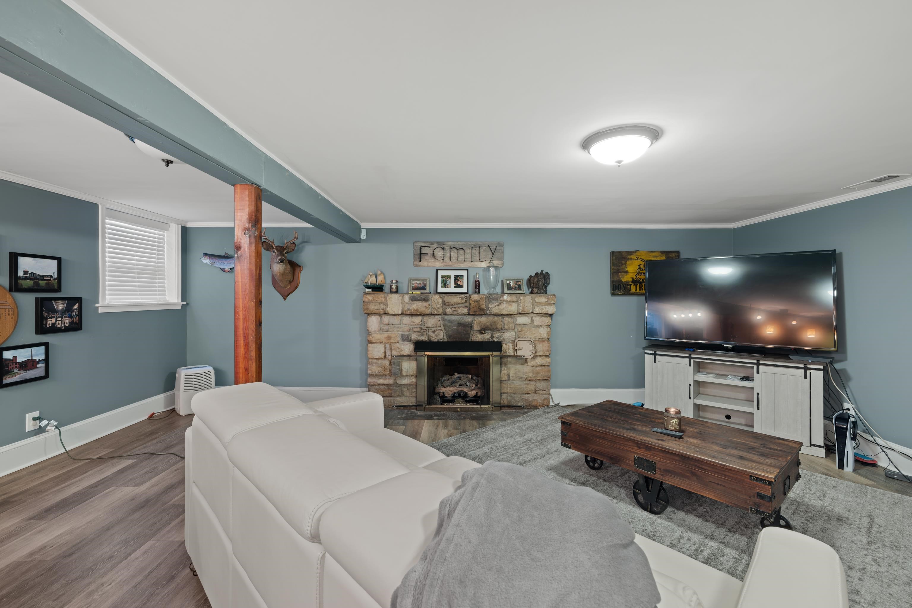 4111 SPOTSWOOD TRL, PENN LAIRD, Virginia 22846, 5 Bedrooms Bedrooms, ,3 BathroomsBathrooms,Residential,4111 SPOTSWOOD TRL,663981 MLS # 663981