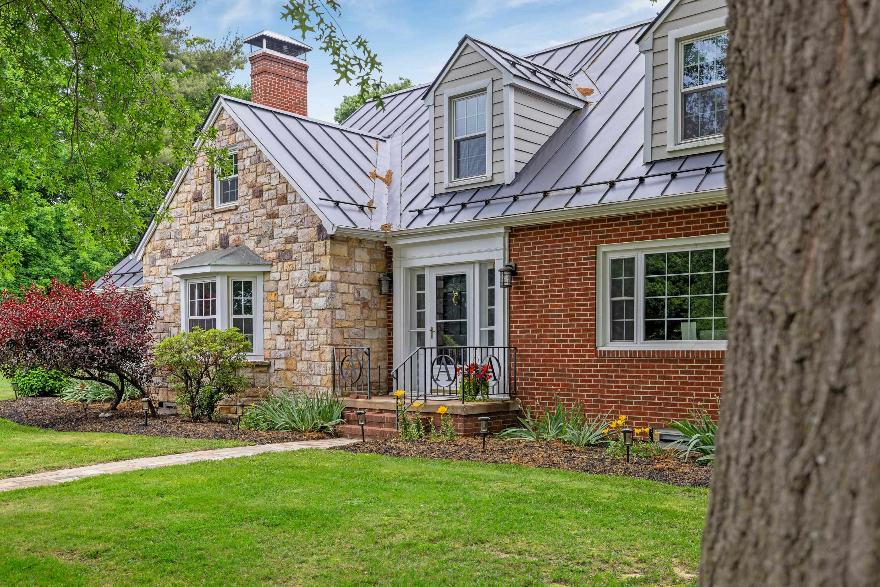 4111 SPOTSWOOD TRL, PENN LAIRD, Virginia 22846, 5 Bedrooms Bedrooms, ,3 BathroomsBathrooms,Residential,4111 SPOTSWOOD TRL,663981 MLS # 663981