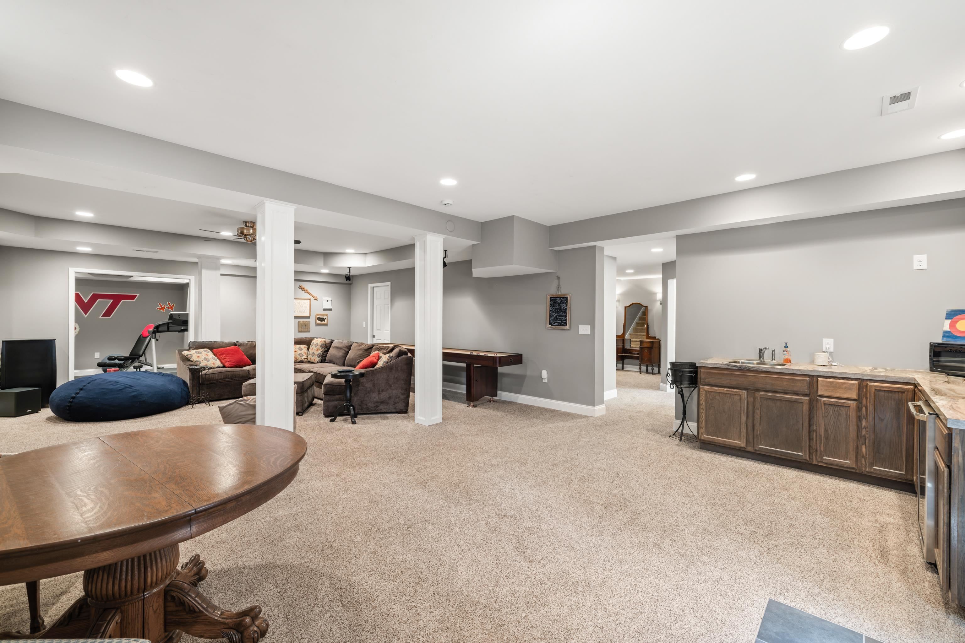 3211 DANBURY CT, ROCKINGHAM, Virginia 22801, 5 Bedrooms Bedrooms, ,4 BathroomsBathrooms,Residential,3211 DANBURY CT,663985 MLS # 663985