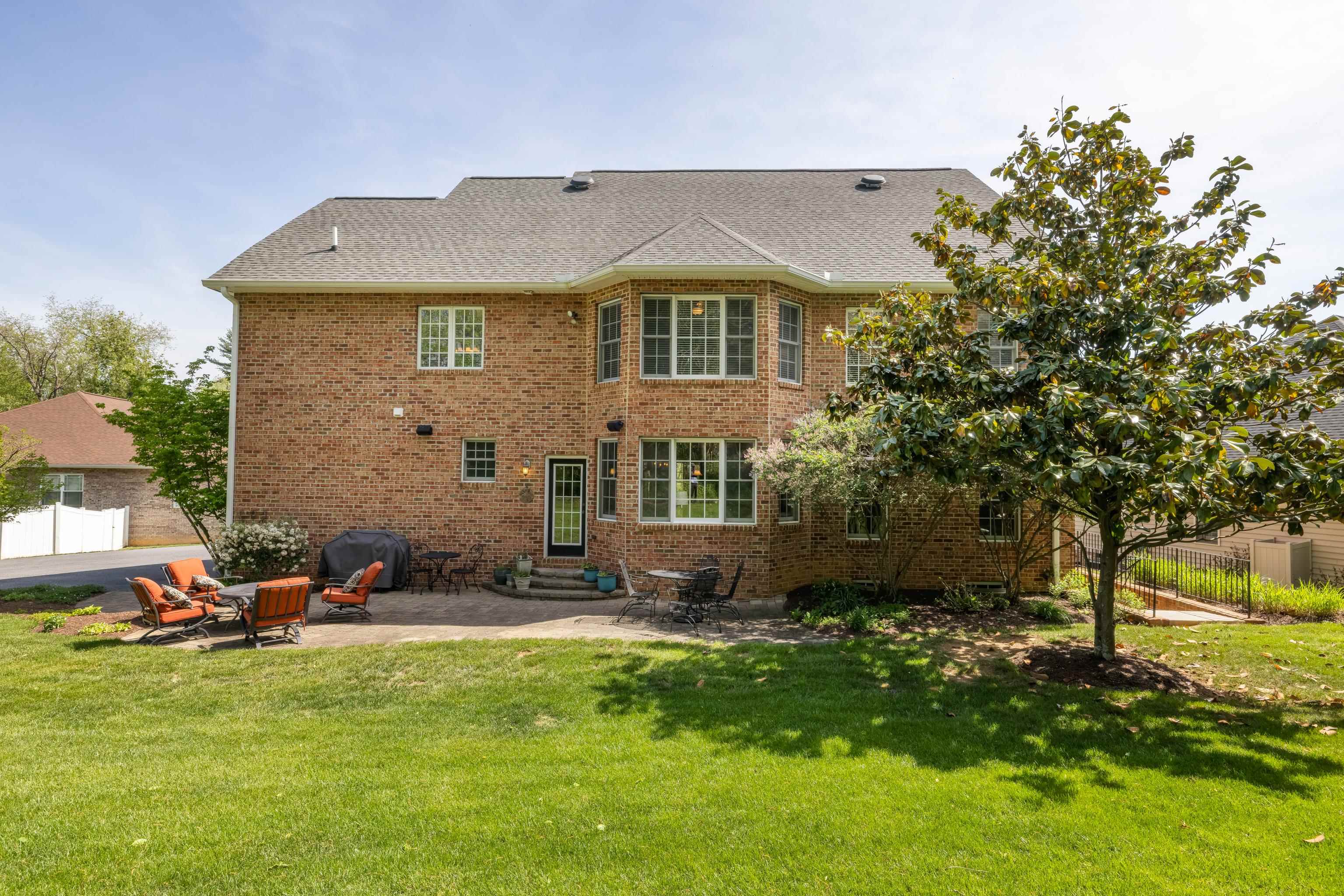 3211 DANBURY CT, ROCKINGHAM, Virginia 22801, 5 Bedrooms Bedrooms, ,4 BathroomsBathrooms,Residential,3211 DANBURY CT,663985 MLS # 663985