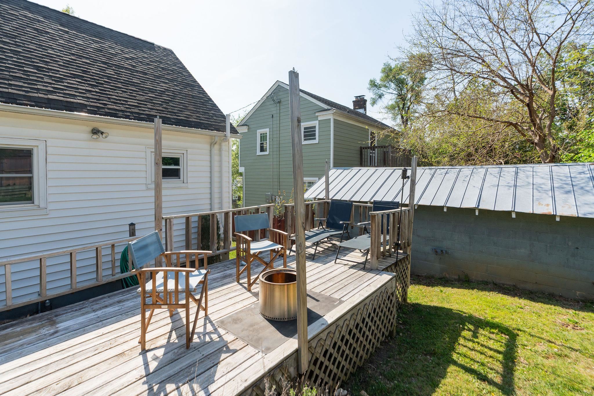 713 NORFOLK AVE, STAUNTON, Virginia 24401, 3 Bedrooms Bedrooms, ,1 BathroomBathrooms,Residential,713 NORFOLK AVE,663988 MLS # 663988