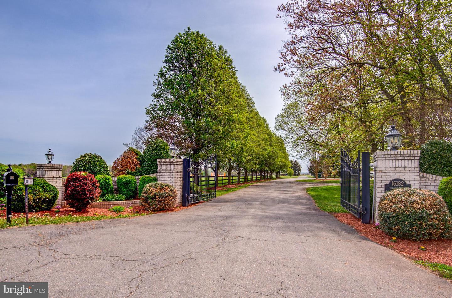 16182 HILLSBORO, HILLSBORO, Virginia 20132, 4 Bedrooms Bedrooms, ,6 BathroomsBathrooms,Residential,For sale,16182 HILLSBORO,VALO2091530 MLS # VALO2091530