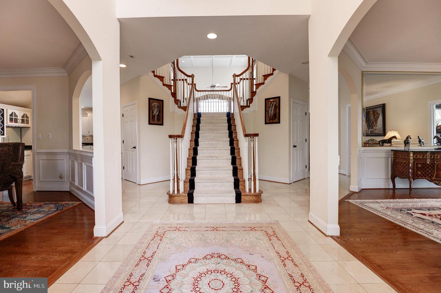 16182 HILLSBORO, HILLSBORO, Virginia 20132, 4 Bedrooms Bedrooms, ,6 BathroomsBathrooms,Residential,For sale,16182 HILLSBORO,VALO2091530 MLS # VALO2091530