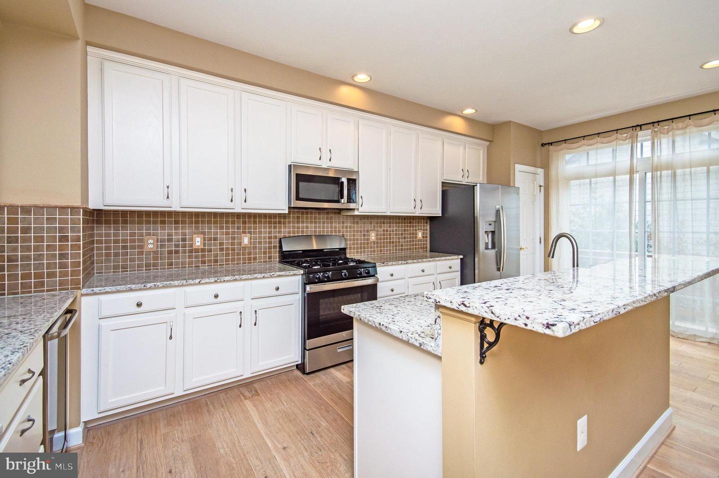 709 BELMONT BAY DR, WOODBRIDGE, Virginia 22191, 3 Bedrooms Bedrooms, ,3 BathroomsBathrooms,Residential,For sale,709 BELMONT BAY DR,VAPW2090182 MLS # VAPW2090182