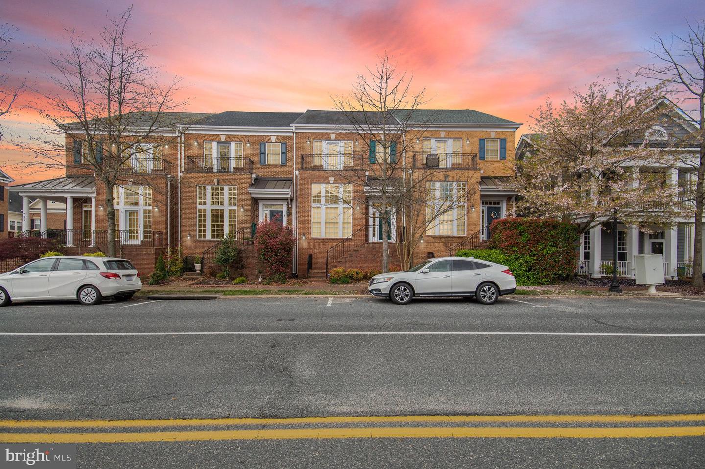709 BELMONT BAY DR, WOODBRIDGE, Virginia 22191, 3 Bedrooms Bedrooms, ,3 BathroomsBathrooms,Residential,For sale,709 BELMONT BAY DR,VAPW2090182 MLS # VAPW2090182