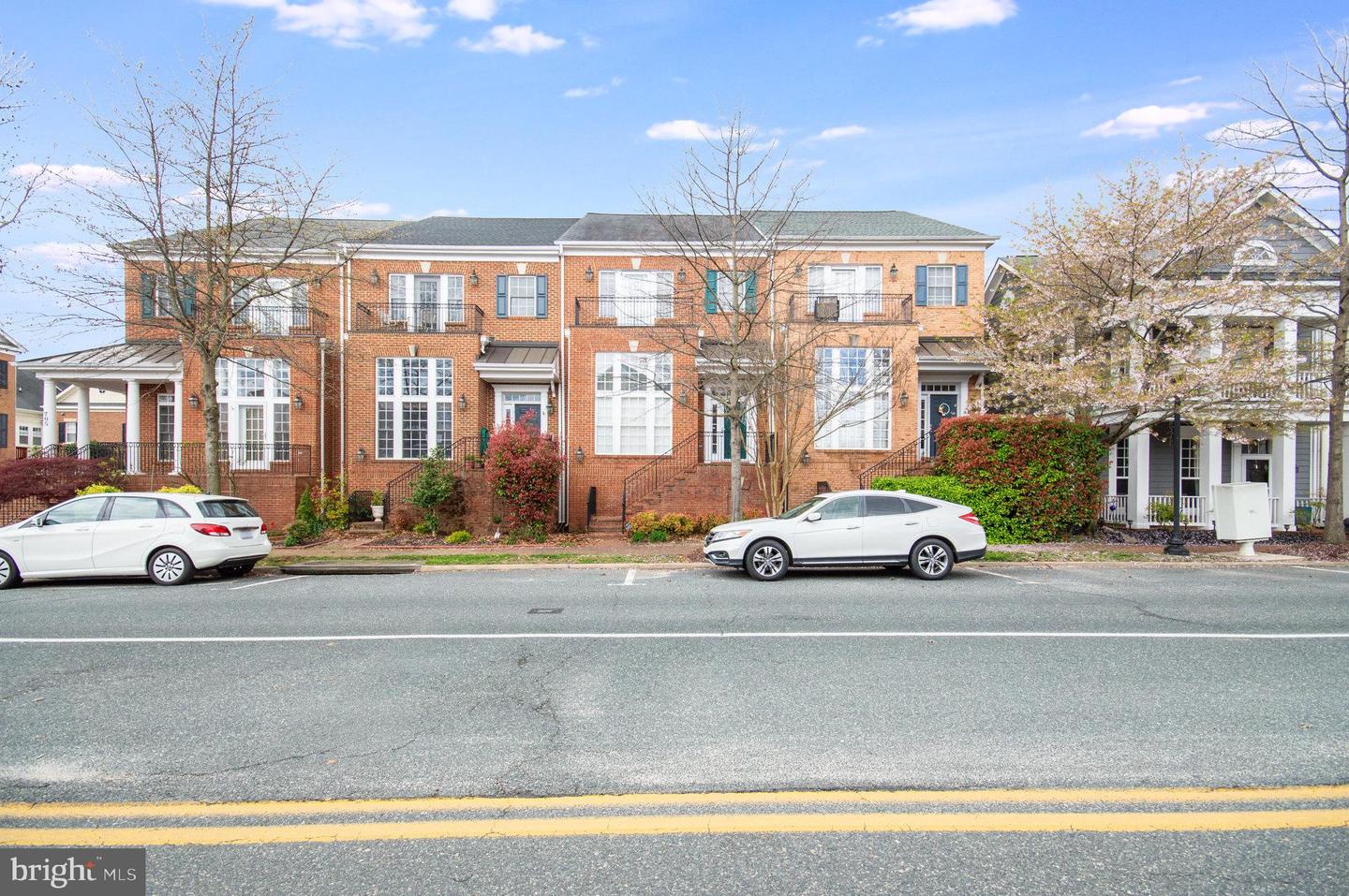 709 BELMONT BAY DR, WOODBRIDGE, Virginia 22191, 3 Bedrooms Bedrooms, ,3 BathroomsBathrooms,Residential,For sale,709 BELMONT BAY DR,VAPW2090182 MLS # VAPW2090182