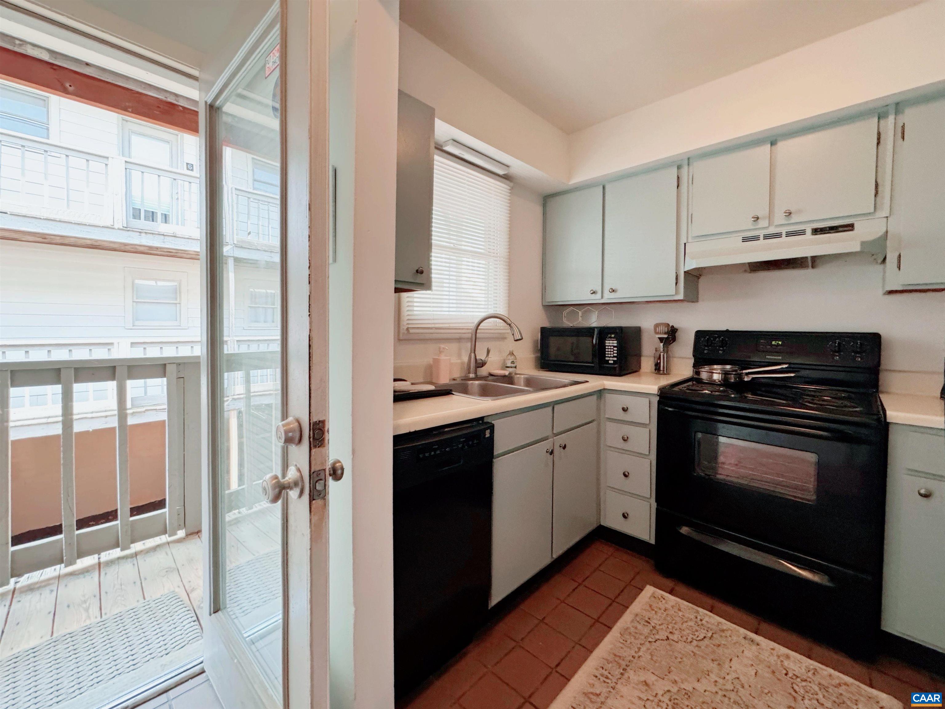 1305 WERTLAND ST, CHARLOTTESVILLE, Virginia 22903, 2 Bedrooms Bedrooms, ,2 BathroomsBathrooms,Residential,1305 WERTLAND ST,663995 MLS # 663995