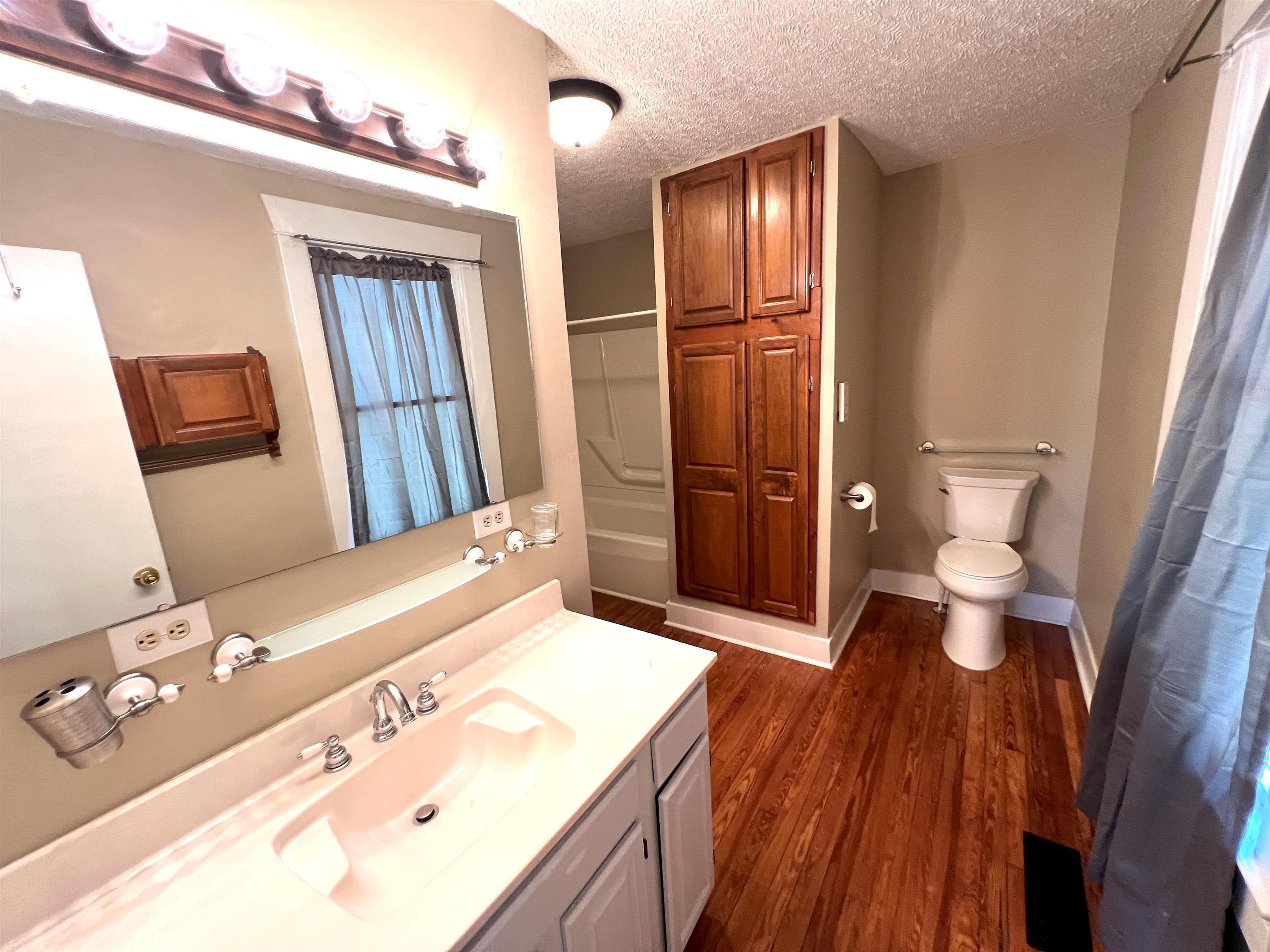 640 COLLICELLO ST, HARRISONBURG, Virginia 22802, 3 Bedrooms Bedrooms, ,1 BathroomBathrooms,Residential,640 COLLICELLO ST,663997 MLS # 663997