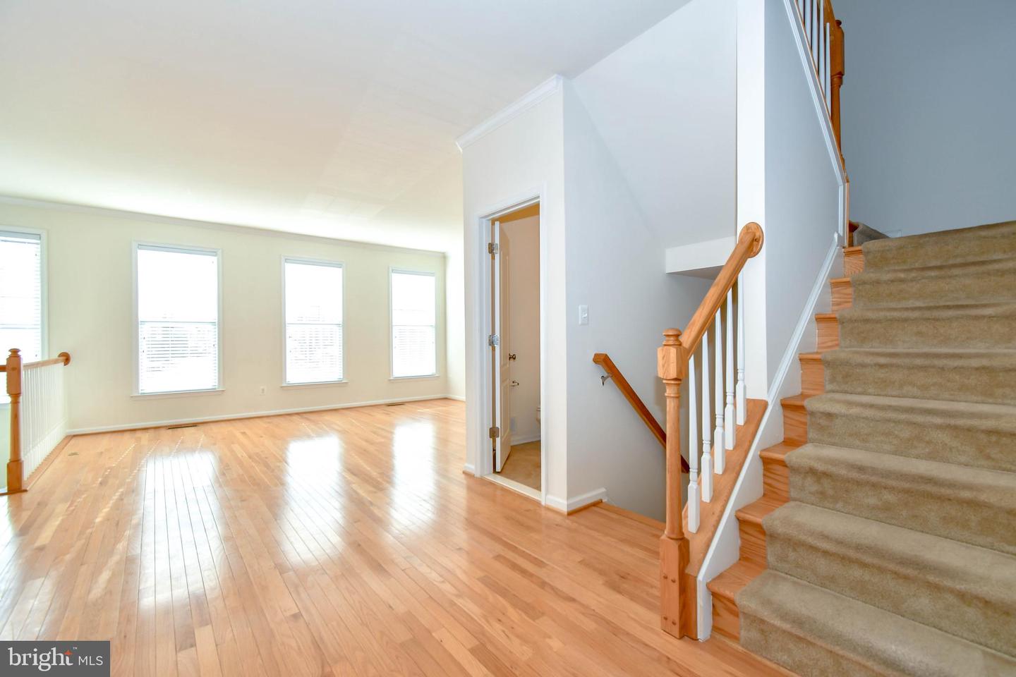 25065 GREEN MOUNTAIN TER, ALDIE, Virginia 20105, 3 Bedrooms Bedrooms, ,3 BathroomsBathrooms,Residential,For sale,25065 GREEN MOUNTAIN TER,VALO2091848 MLS # VALO2091848