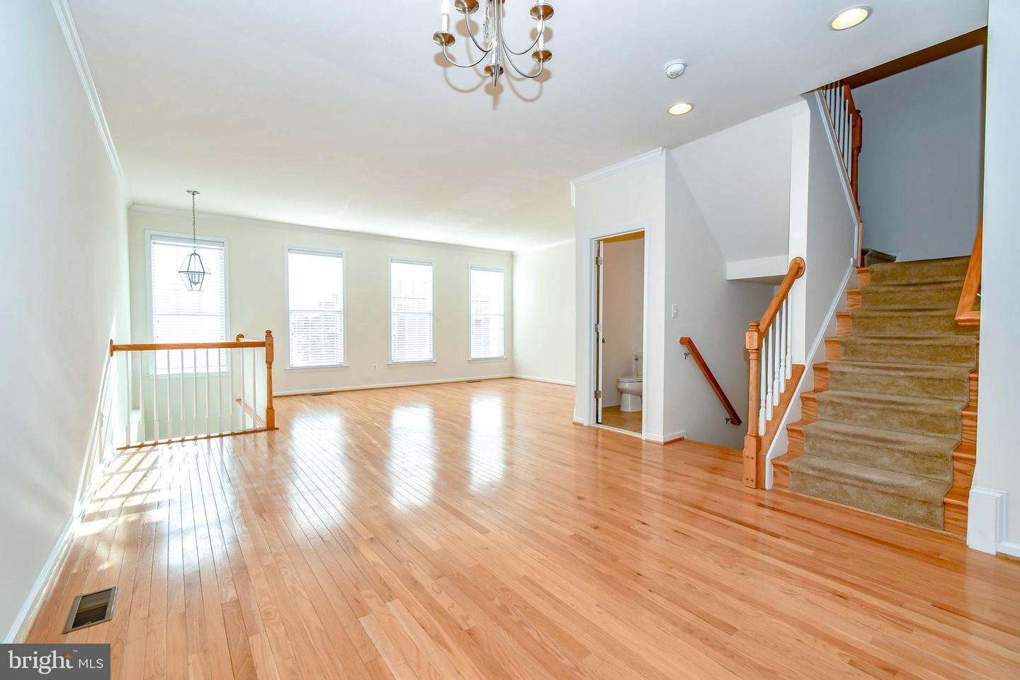 25065 GREEN MOUNTAIN TER, ALDIE, Virginia 20105, 3 Bedrooms Bedrooms, ,3 BathroomsBathrooms,Residential,For sale,25065 GREEN MOUNTAIN TER,VALO2091848 MLS # VALO2091848