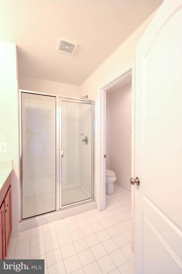 25065 GREEN MOUNTAIN TER, ALDIE, Virginia 20105, 3 Bedrooms Bedrooms, ,3 BathroomsBathrooms,Residential,For sale,25065 GREEN MOUNTAIN TER,VALO2091848 MLS # VALO2091848