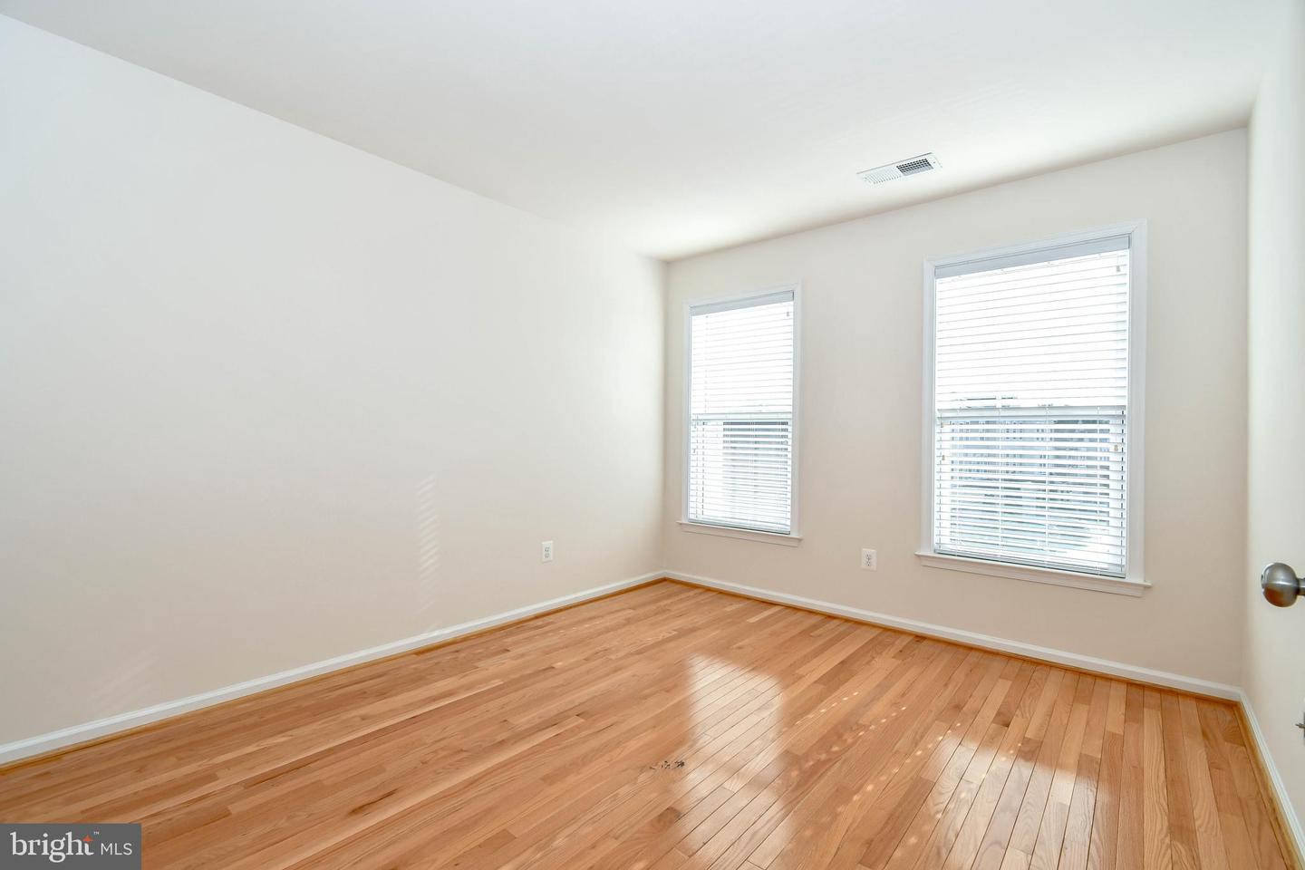 25065 GREEN MOUNTAIN TER, ALDIE, Virginia 20105, 3 Bedrooms Bedrooms, ,3 BathroomsBathrooms,Residential,For sale,25065 GREEN MOUNTAIN TER,VALO2091848 MLS # VALO2091848