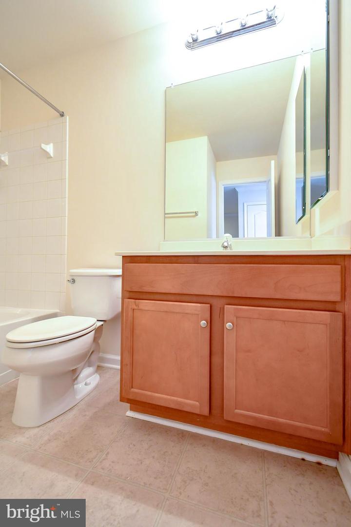 25065 GREEN MOUNTAIN TER, ALDIE, Virginia 20105, 3 Bedrooms Bedrooms, ,3 BathroomsBathrooms,Residential,For sale,25065 GREEN MOUNTAIN TER,VALO2091848 MLS # VALO2091848