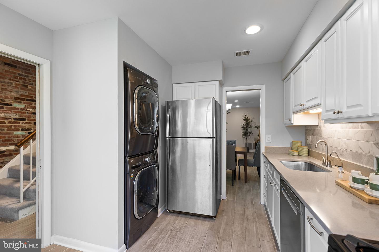 3834A-A STEPPES CT, FALLS CHURCH, Virginia 22041, 2 Bedrooms Bedrooms, ,2 BathroomsBathrooms,Residential,For sale,3834A-A STEPPES CT,VAFX2229482 MLS # VAFX2229482
