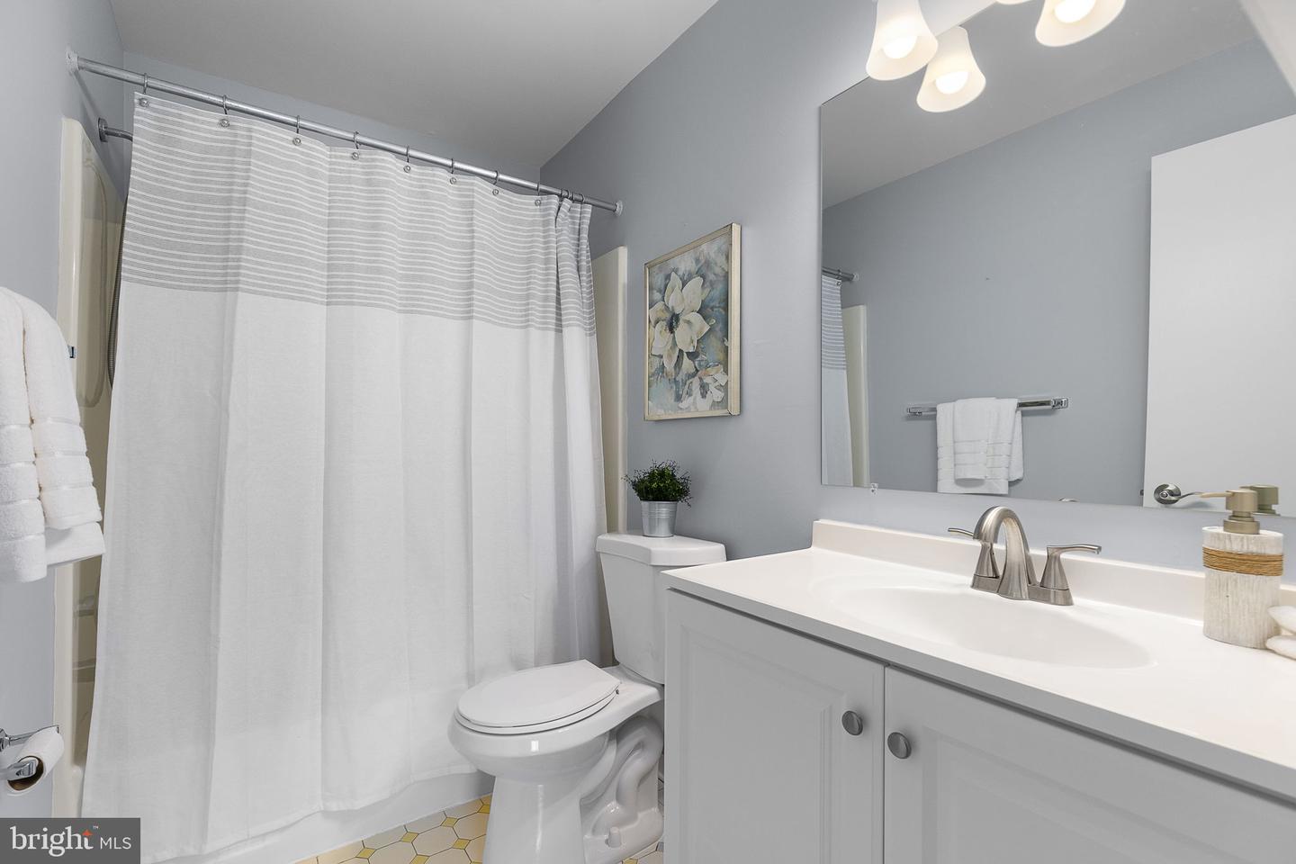 3834A-A STEPPES CT, FALLS CHURCH, Virginia 22041, 2 Bedrooms Bedrooms, ,2 BathroomsBathrooms,Residential,For sale,3834A-A STEPPES CT,VAFX2229482 MLS # VAFX2229482