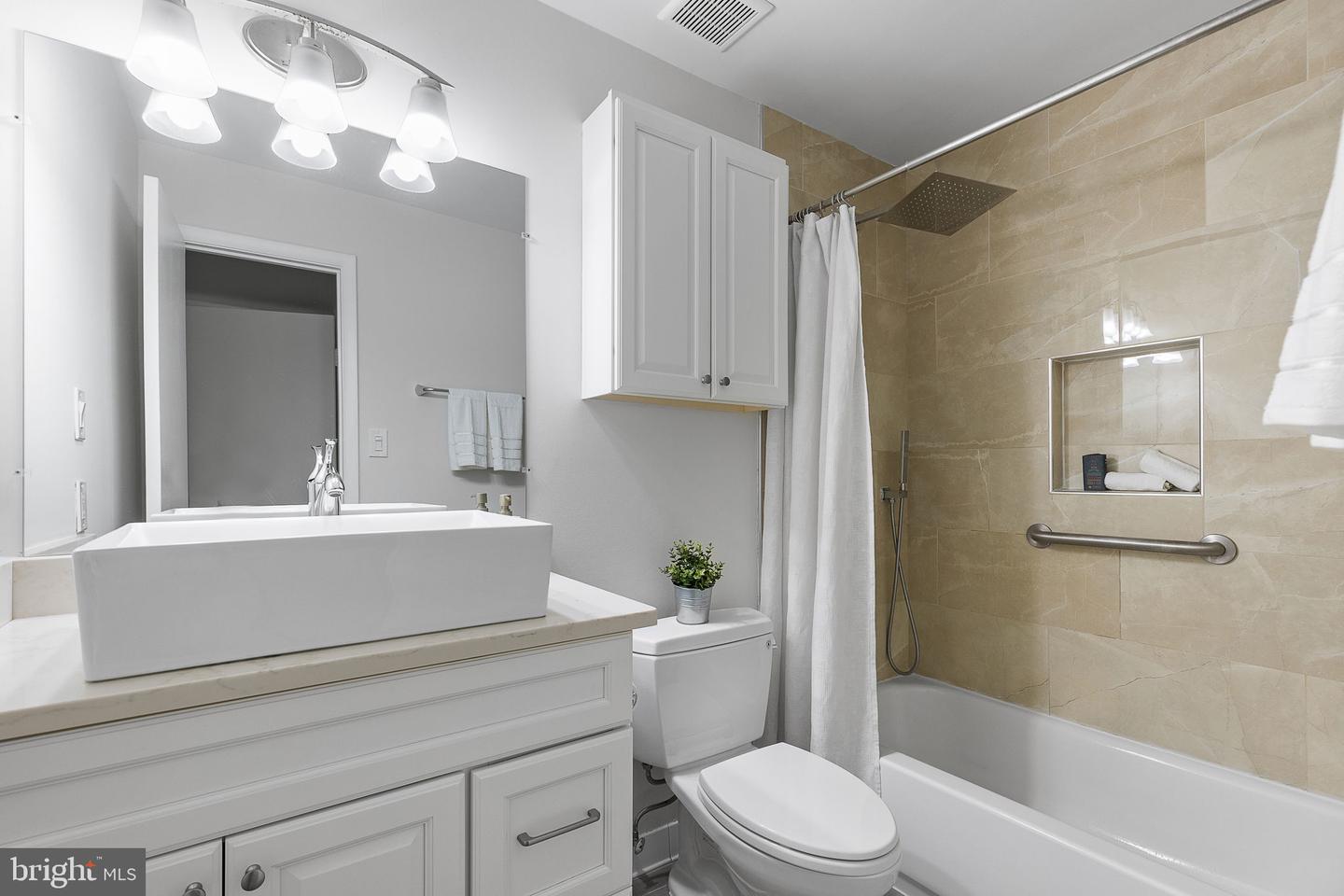 3834A-A STEPPES CT, FALLS CHURCH, Virginia 22041, 2 Bedrooms Bedrooms, ,2 BathroomsBathrooms,Residential,For sale,3834A-A STEPPES CT,VAFX2229482 MLS # VAFX2229482