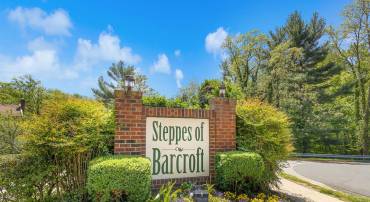 3834A-A STEPPES CT, FALLS CHURCH, Virginia 22041, 2 Bedrooms Bedrooms, ,2 BathroomsBathrooms,Residential,For sale,3834A-A STEPPES CT,VAFX2229482 MLS # VAFX2229482