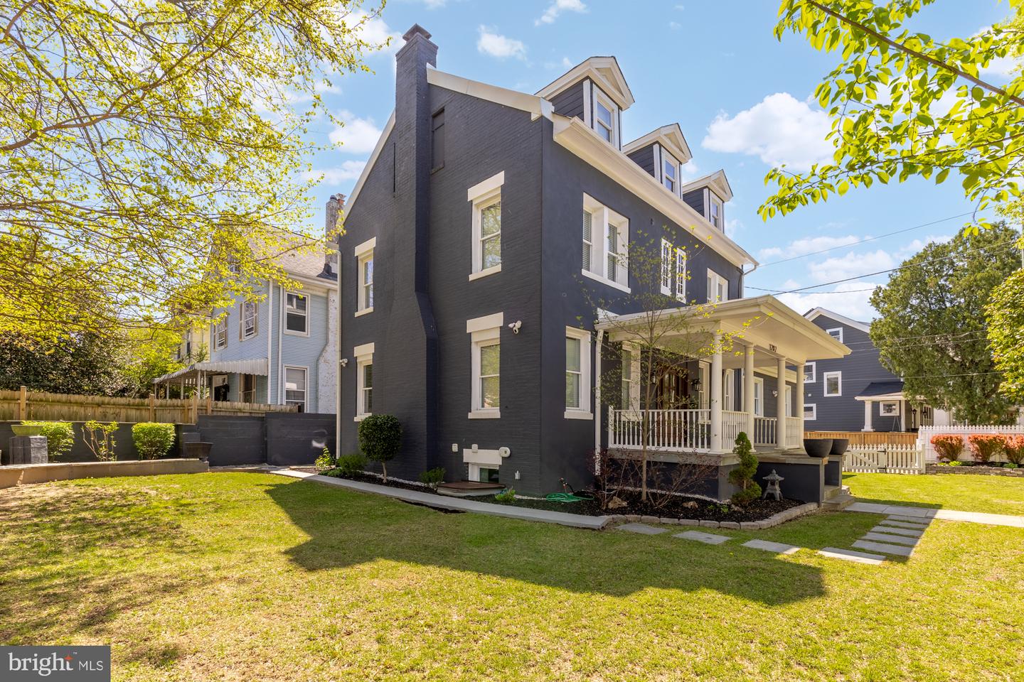 1202 DECATUR ST NW, WASHINGTON, District Of Columbia 20011, 5 Bedrooms Bedrooms, ,4 BathroomsBathrooms,Residential,For sale,1202 DECATUR ST NW,DCDC2191678 MLS # DCDC2191678