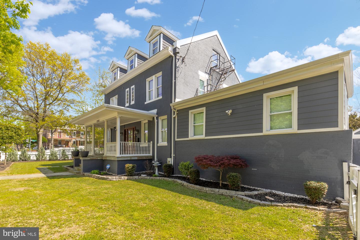 1202 DECATUR ST NW, WASHINGTON, District Of Columbia 20011, 5 Bedrooms Bedrooms, ,4 BathroomsBathrooms,Residential,For sale,1202 DECATUR ST NW,DCDC2191678 MLS # DCDC2191678