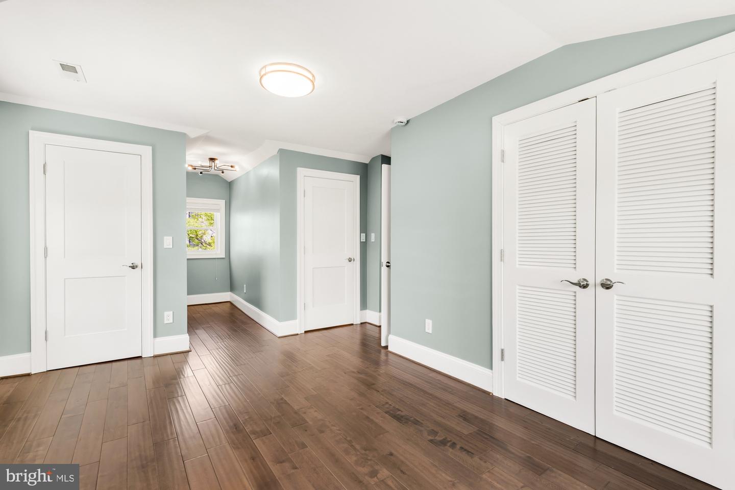 1202 DECATUR ST NW, WASHINGTON, District Of Columbia 20011, 5 Bedrooms Bedrooms, ,4 BathroomsBathrooms,Residential,For sale,1202 DECATUR ST NW,DCDC2191678 MLS # DCDC2191678