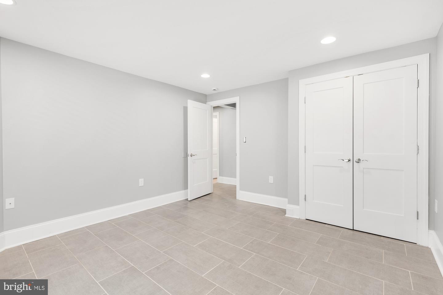 1202 DECATUR ST NW, WASHINGTON, District Of Columbia 20011, 5 Bedrooms Bedrooms, ,4 BathroomsBathrooms,Residential,For sale,1202 DECATUR ST NW,DCDC2191678 MLS # DCDC2191678