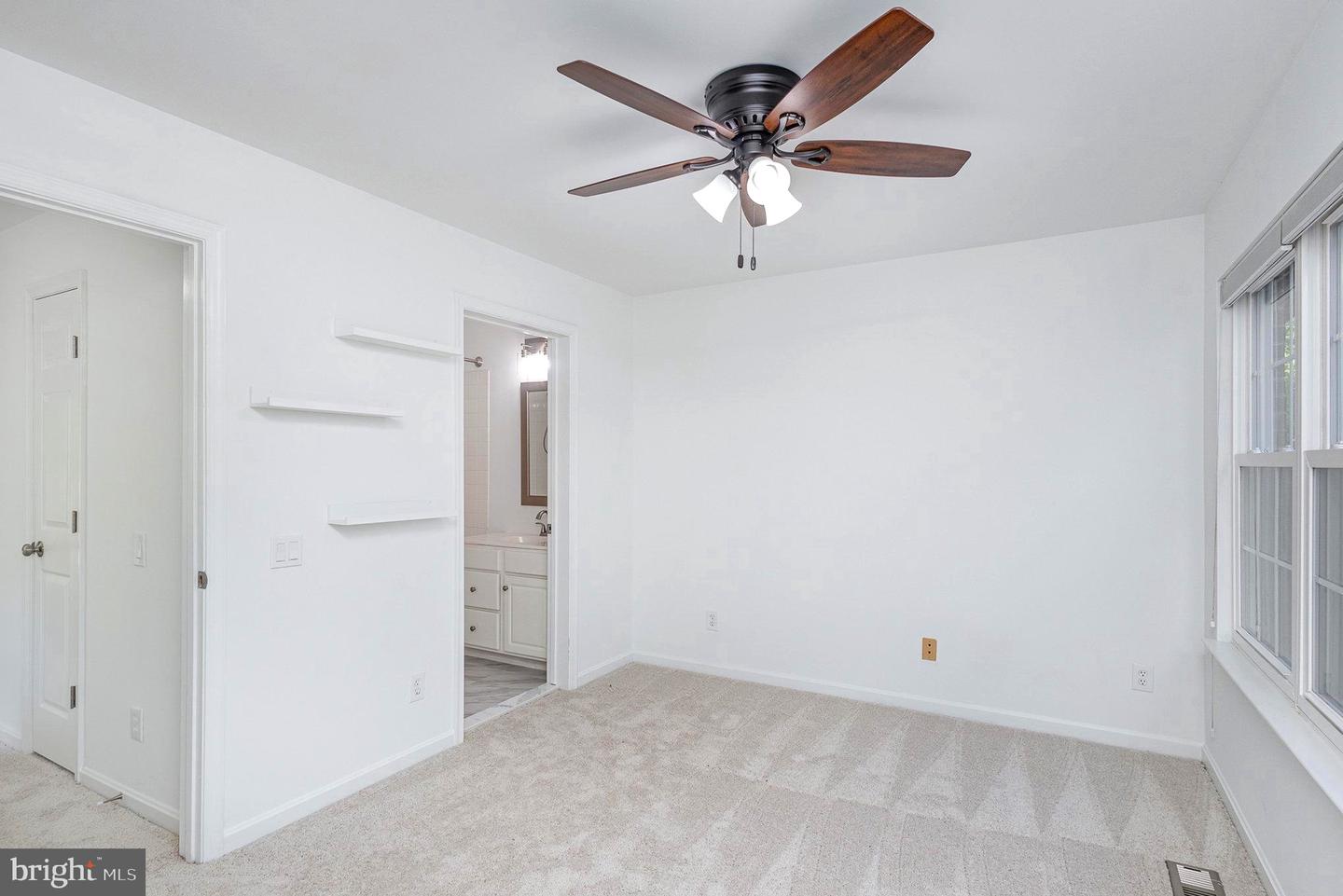 6031 TERRAPIN PL, ALEXANDRIA, Virginia 22310, 2 Bedrooms Bedrooms, ,2 BathroomsBathrooms,Residential,For sale,6031 TERRAPIN PL,VAFX2229816 MLS # VAFX2229816