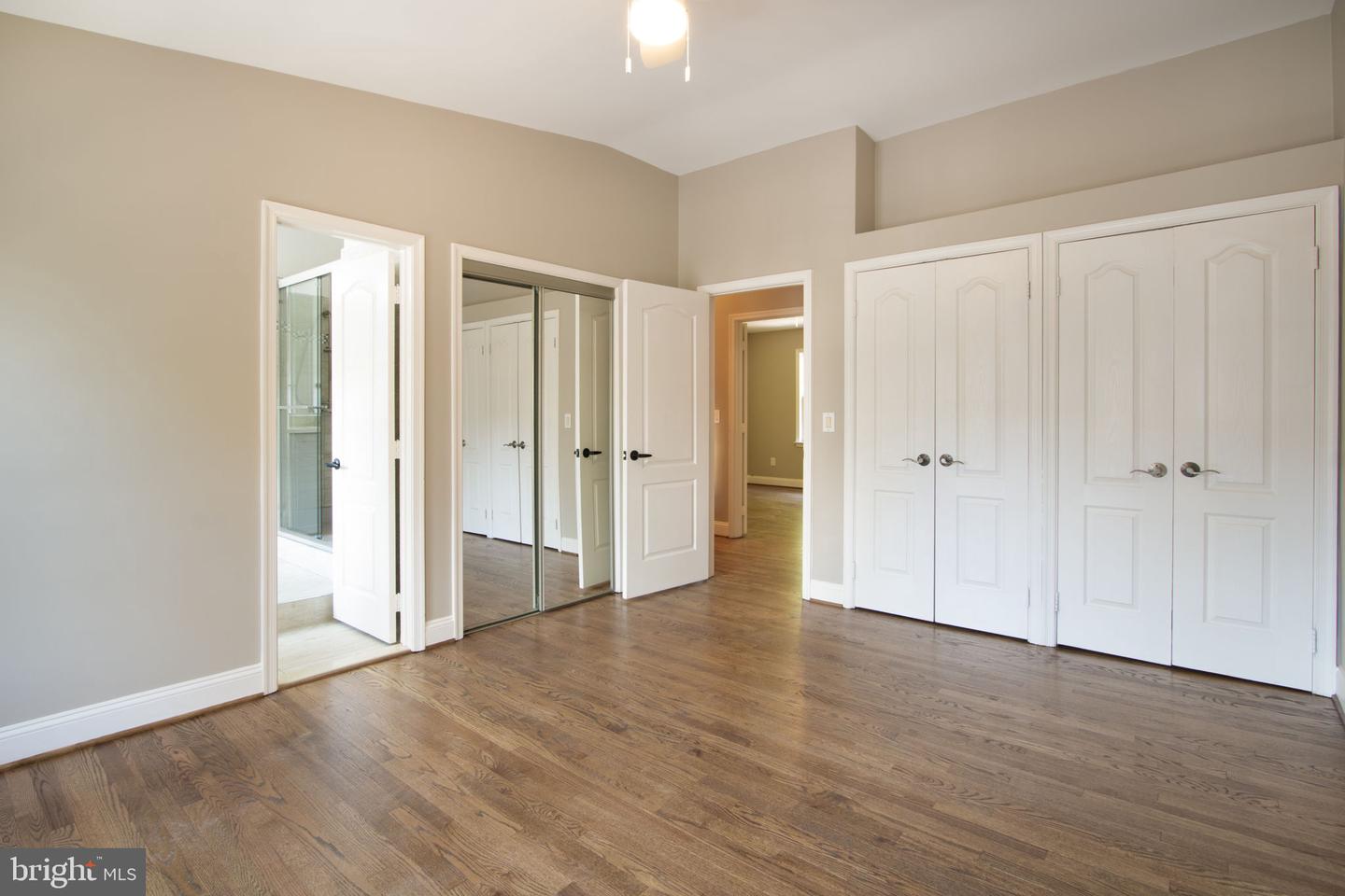 3906 VALLEY RIDGE DR, FAIRFAX, Virginia 22033, 2 Bedrooms Bedrooms, ,3 BathroomsBathrooms,Residential,For sale,3906 VALLEY RIDGE DR,VAFX2229978 MLS # VAFX2229978