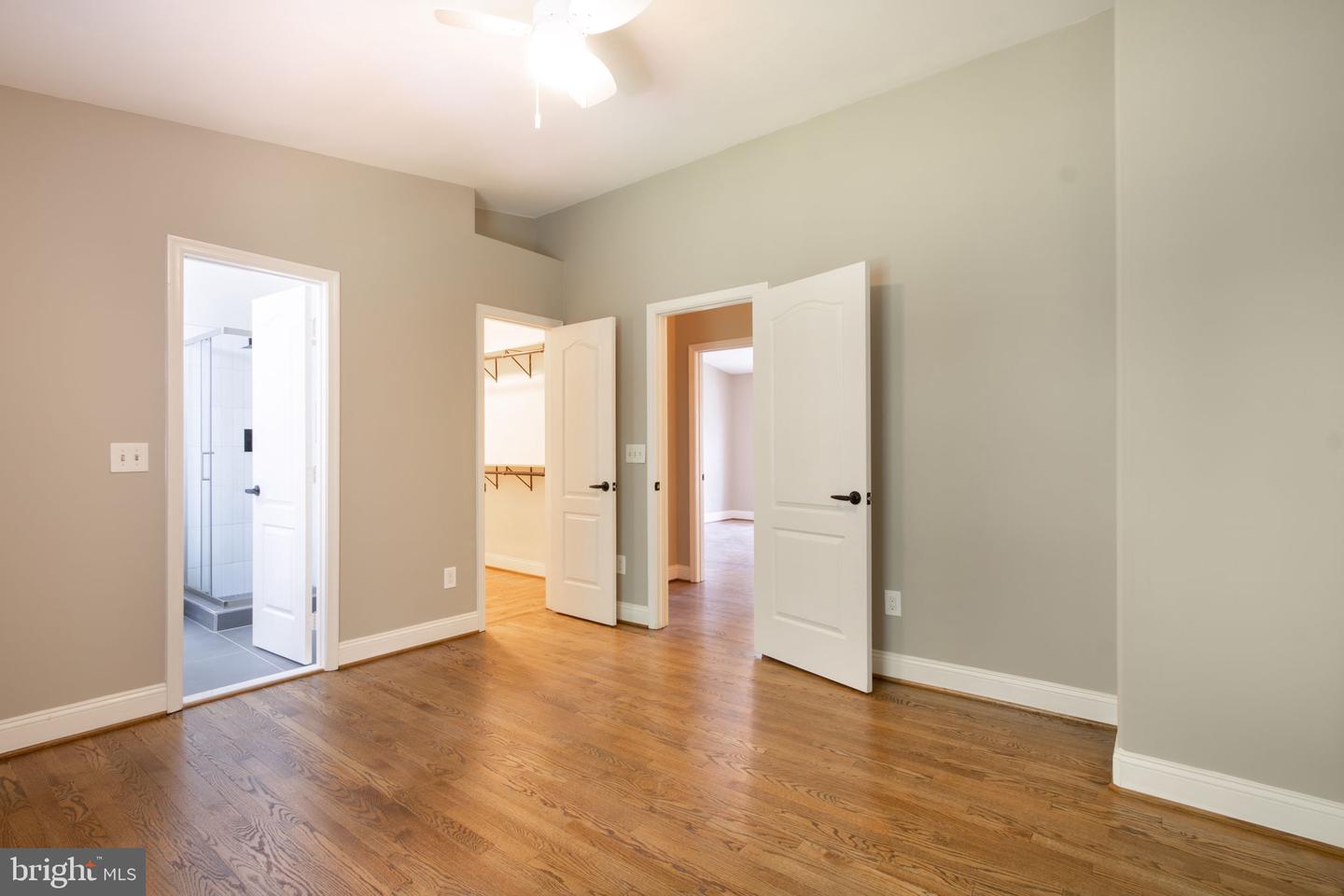 3906 VALLEY RIDGE DR, FAIRFAX, Virginia 22033, 2 Bedrooms Bedrooms, ,3 BathroomsBathrooms,Residential,For sale,3906 VALLEY RIDGE DR,VAFX2229978 MLS # VAFX2229978
