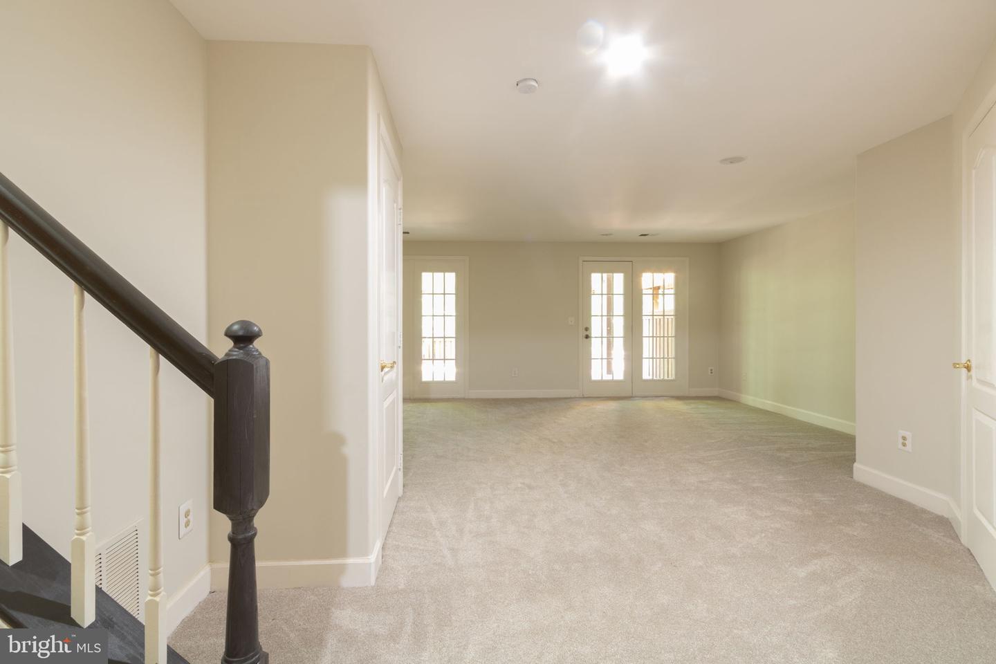 3906 VALLEY RIDGE DR, FAIRFAX, Virginia 22033, 2 Bedrooms Bedrooms, ,3 BathroomsBathrooms,Residential,For sale,3906 VALLEY RIDGE DR,VAFX2229978 MLS # VAFX2229978