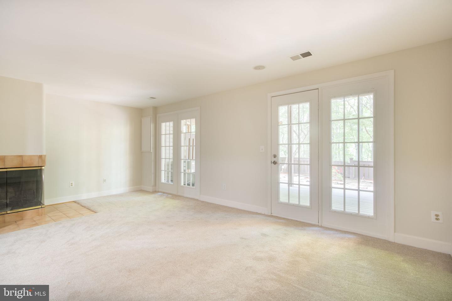 3906 VALLEY RIDGE DR, FAIRFAX, Virginia 22033, 2 Bedrooms Bedrooms, ,3 BathroomsBathrooms,Residential,For sale,3906 VALLEY RIDGE DR,VAFX2229978 MLS # VAFX2229978