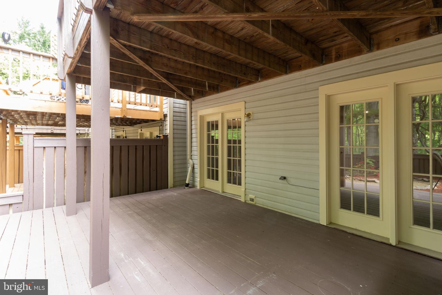 3906 VALLEY RIDGE DR, FAIRFAX, Virginia 22033, 2 Bedrooms Bedrooms, ,3 BathroomsBathrooms,Residential,For sale,3906 VALLEY RIDGE DR,VAFX2229978 MLS # VAFX2229978