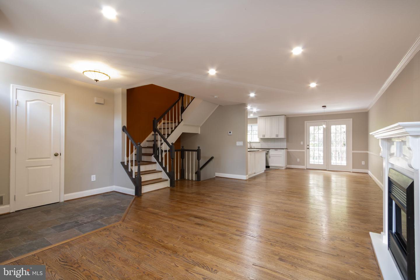 3906 VALLEY RIDGE DR, FAIRFAX, Virginia 22033, 2 Bedrooms Bedrooms, ,3 BathroomsBathrooms,Residential,For sale,3906 VALLEY RIDGE DR,VAFX2229978 MLS # VAFX2229978