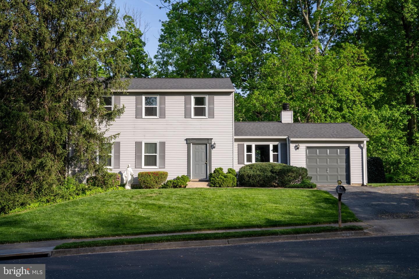 9801 PULHAM RD, BURKE, Virginia 22015, 4 Bedrooms Bedrooms, ,2 BathroomsBathrooms,Residential,For sale,9801 PULHAM RD,VAFX2230012 MLS # VAFX2230012
