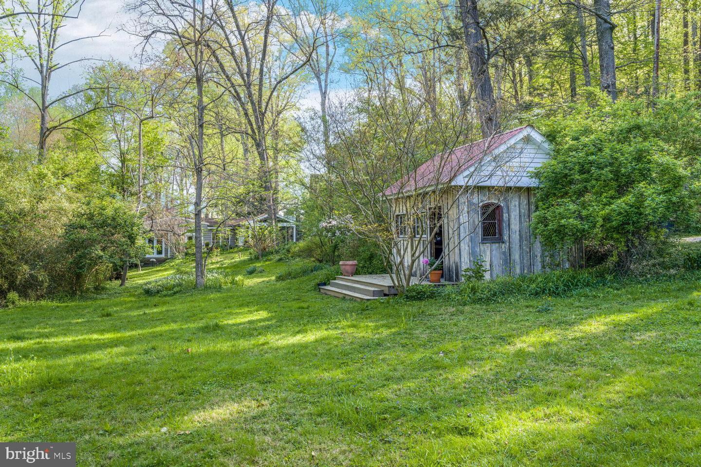 6714 PRINCESS ANNE LN, FALLS CHURCH, Virginia 22042, 1 Bedroom Bedrooms, 6 Rooms Rooms,1 BathroomBathrooms,Residential,For sale,6714 PRINCESS ANNE LN,VAFX2230702 MLS # VAFX2230702