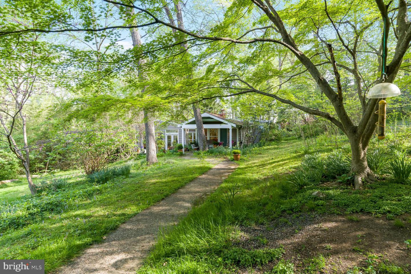 6714 PRINCESS ANNE LN, FALLS CHURCH, Virginia 22042, 1 Bedroom Bedrooms, 6 Rooms Rooms,1 BathroomBathrooms,Residential,For sale,6714 PRINCESS ANNE LN,VAFX2230702 MLS # VAFX2230702