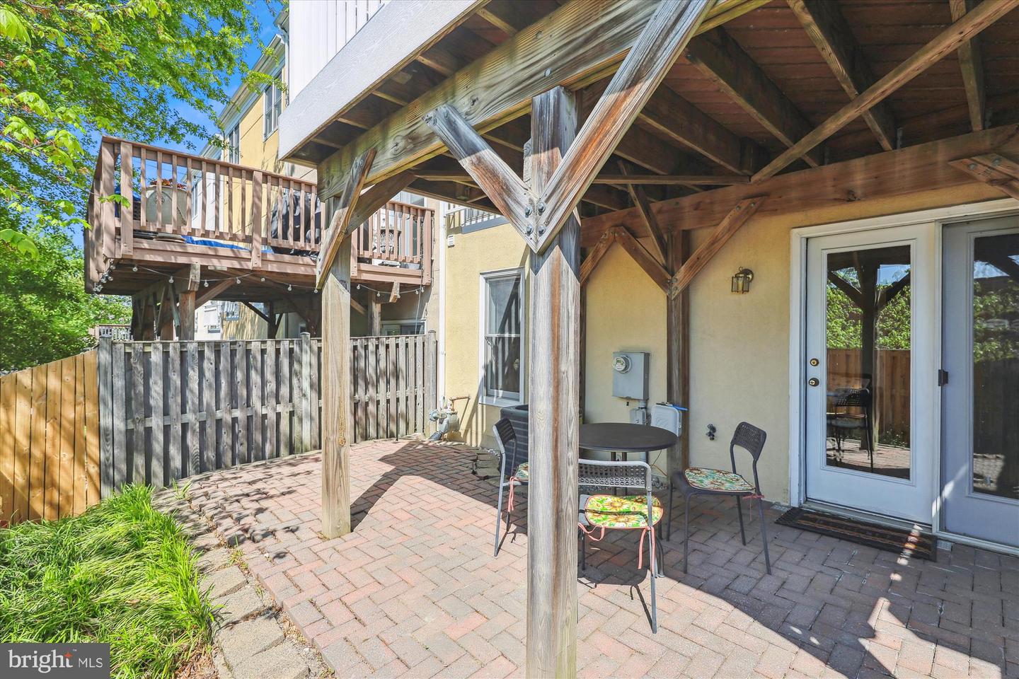 3814 WOODLAWN CT, ALEXANDRIA, Virginia 22304, 3 Bedrooms Bedrooms, ,3 BathroomsBathrooms,Residential,For sale,3814 WOODLAWN CT,VAAX2043360 MLS # VAAX2043360