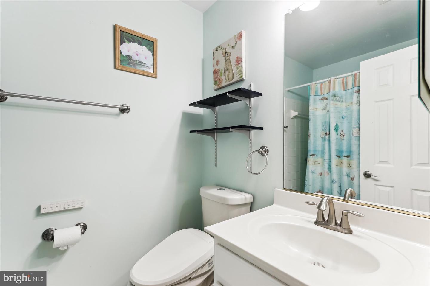 3814 WOODLAWN CT, ALEXANDRIA, Virginia 22304, 3 Bedrooms Bedrooms, ,3 BathroomsBathrooms,Residential,For sale,3814 WOODLAWN CT,VAAX2043360 MLS # VAAX2043360